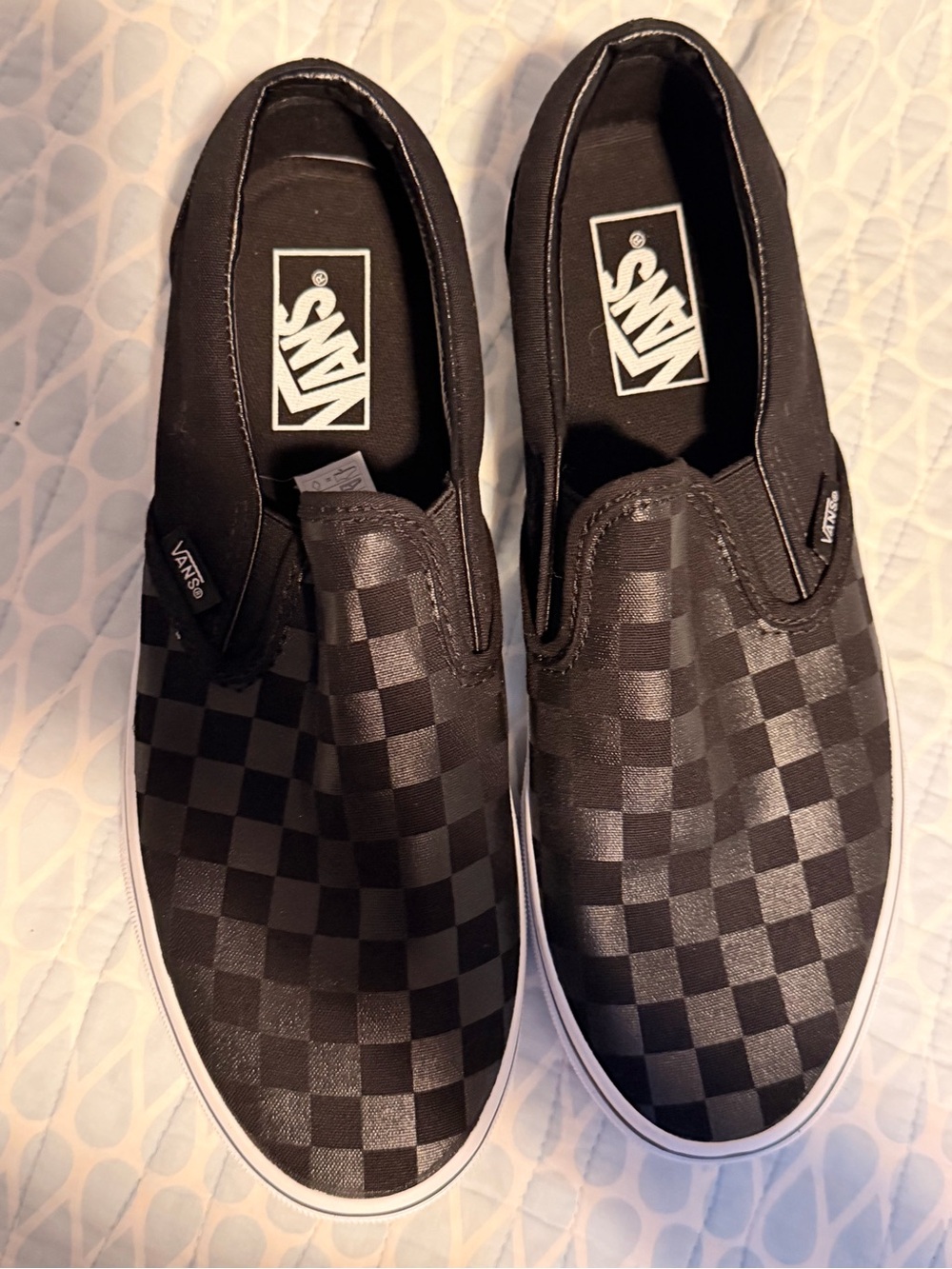 Vans slip on